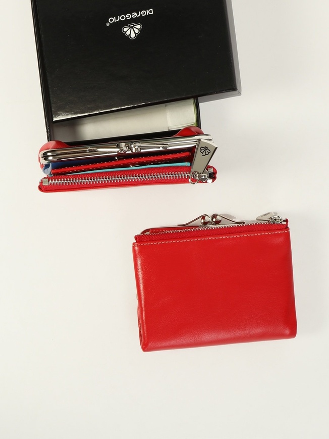 Компактный женский кошелек из мягкой кожи с золотистой клипсой