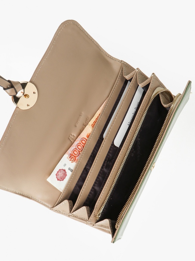 Комбинированный кошелек-флап с элегантной пряжкой и стеганым клапаном