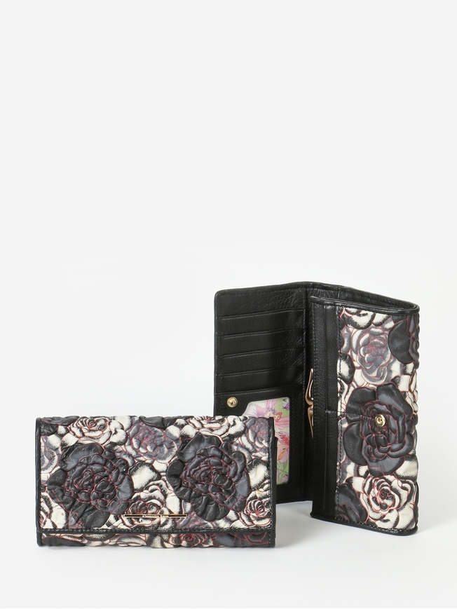 Классический женский кошелек из мягкой кожи с объемным тиснением букле