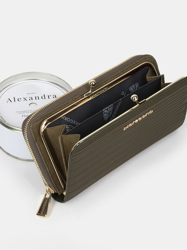 Кошелек-клатч на молнии из натуральной кожи с тиснением под ската