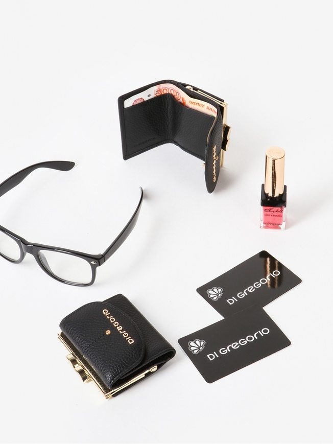 Маленький женский кошелек из мягкой кожи с мерцающим кристаллом