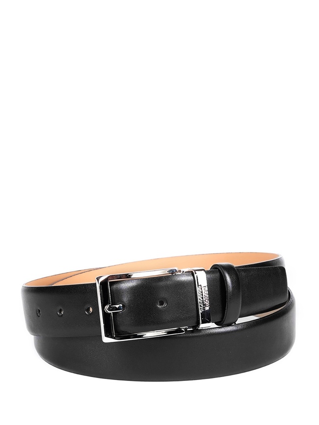 Стильный мужской ремень из гладкой черной кожи с хромированной пряжкой