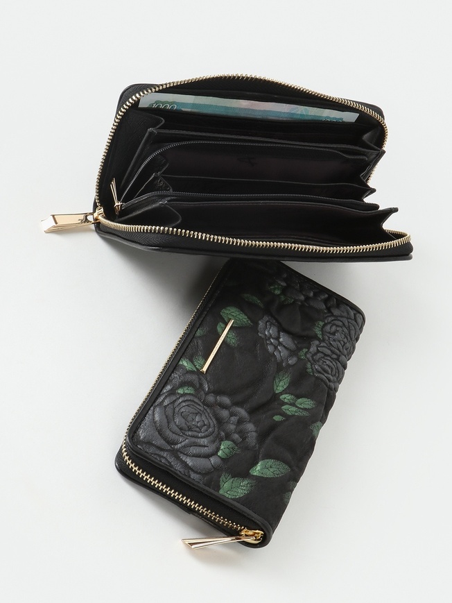 Женский кошелек на молнии из мягкой кожи с объемным тиснением - букле