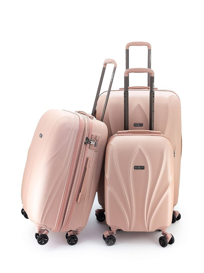 Маленький чемодан на амортизирующих колесах из коллекции 