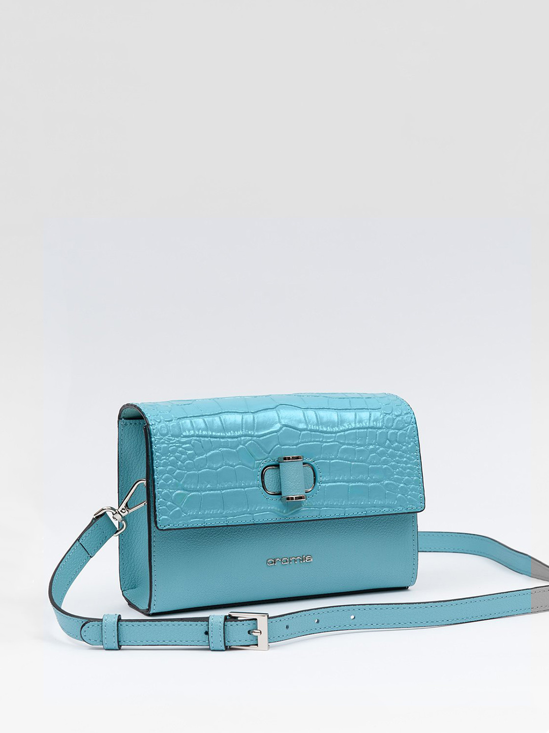 Фото Женская сумочка-бельтбэг из натуральной кожи коллекции 