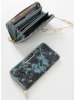 Женский кошелек на молнии из мягкой кожи с объемным тиснением - букле