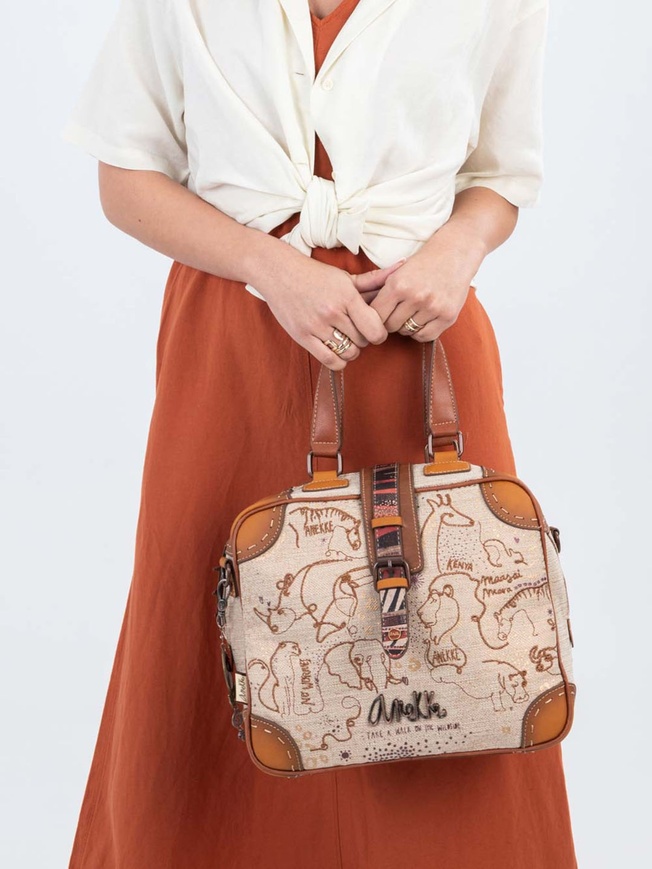 Вместительная сумка из эко-кожи с необычным Кенийским принтом