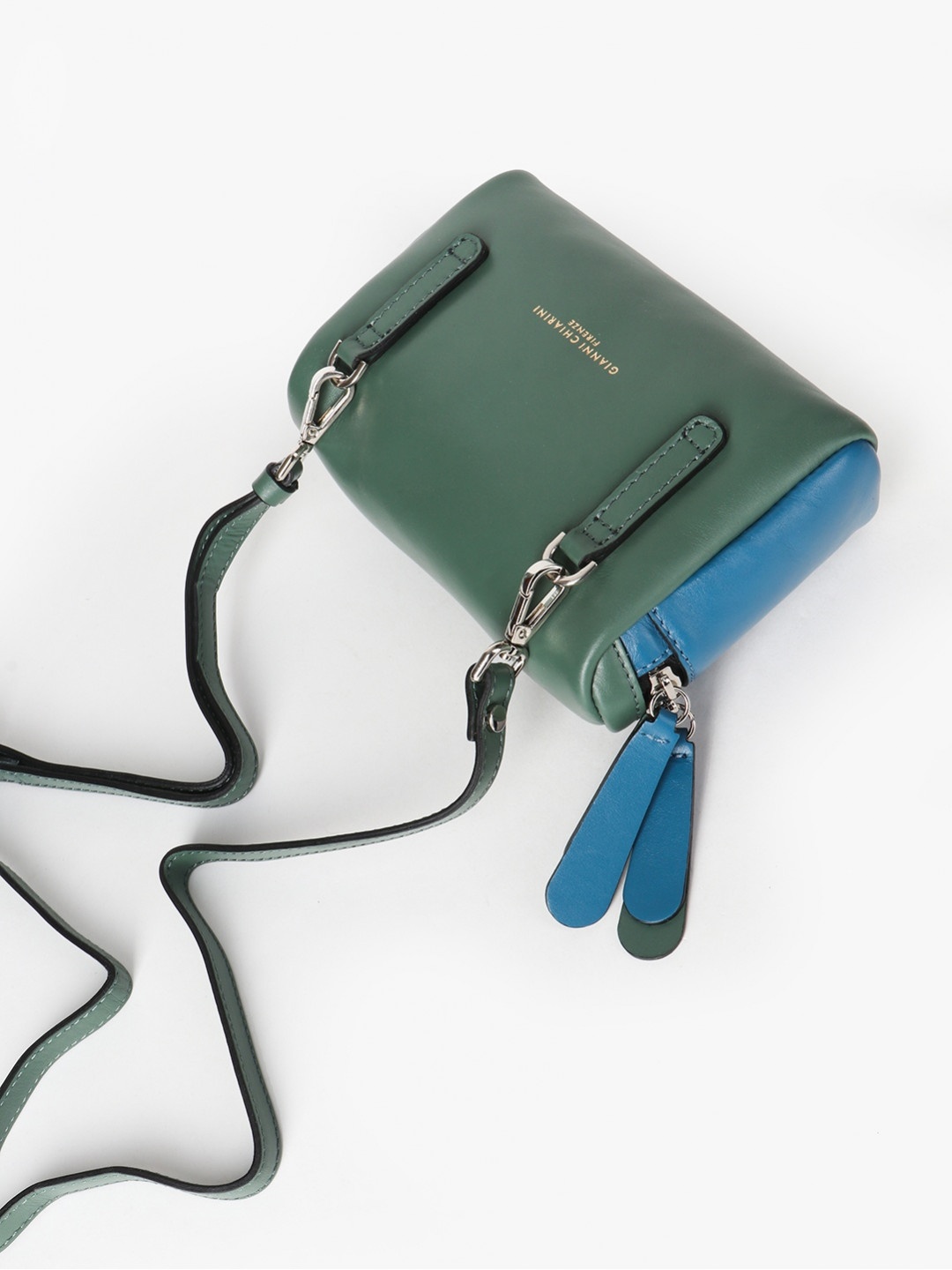 Изображение Женская поясная сумка из мягкой кожи Gianni Chiarini 6585 PIU-BIC pavone combat green Фото Женская поясная сумка из мягкой кожи Сумки на пояс