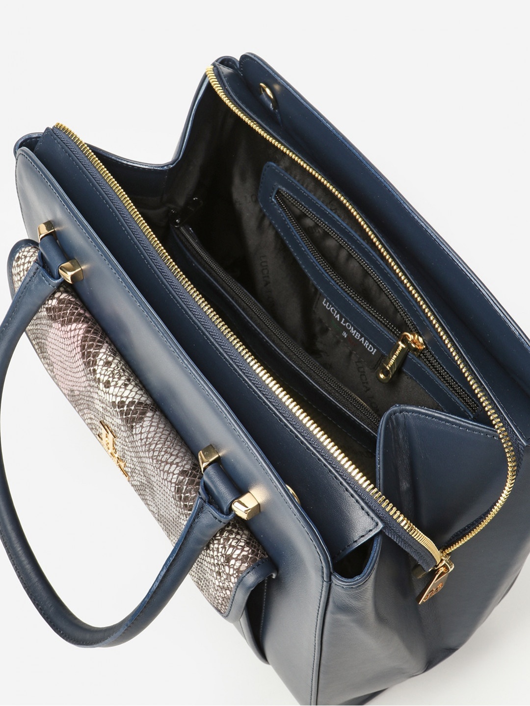 Фото Женская сумка-тоут из гладкой кожи c анималистичным принтом под питона Классические сумки