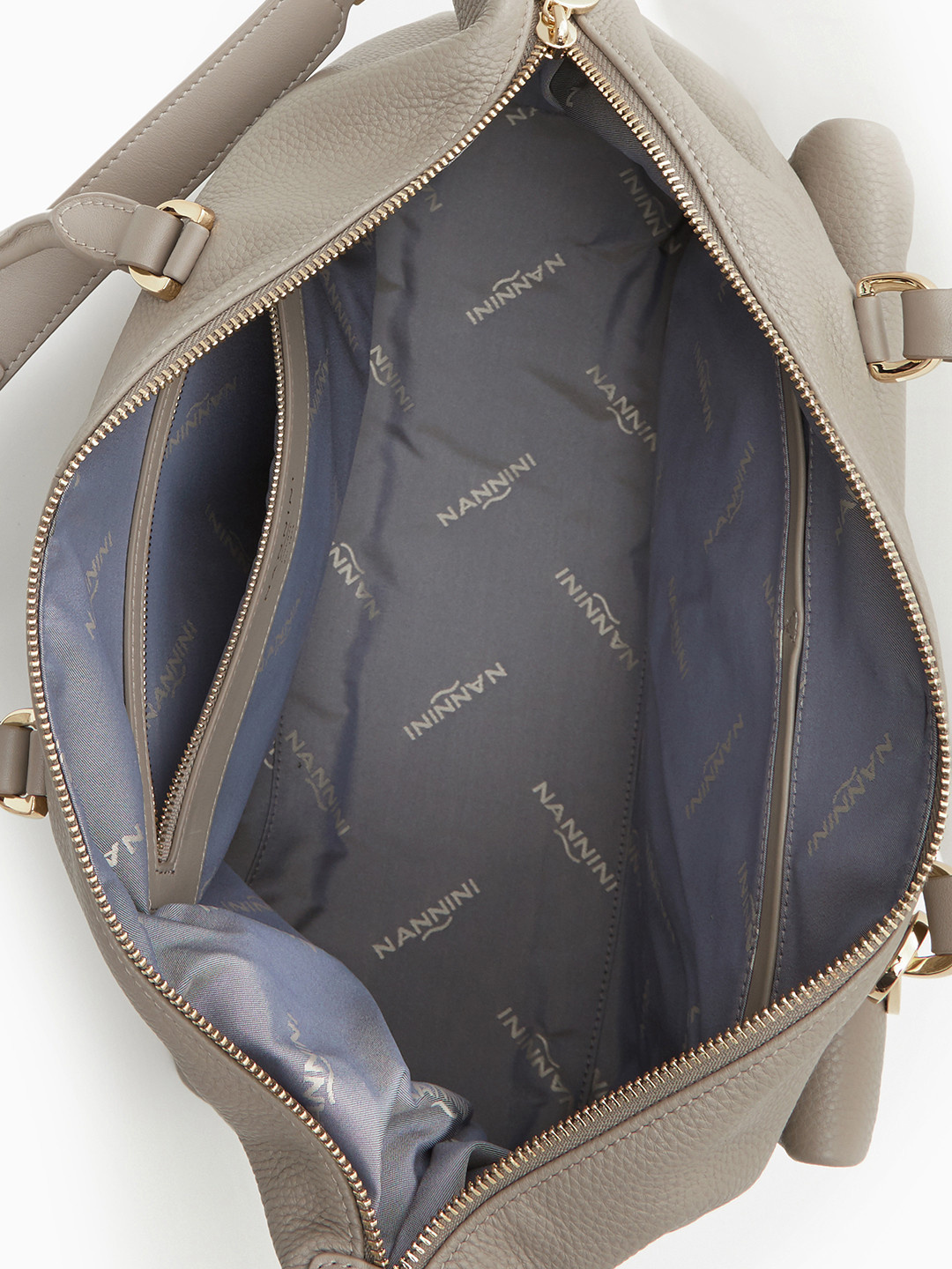 Фото Женская сумка-тоут среднего размера из мягкой зернистой кожи Классические сумки