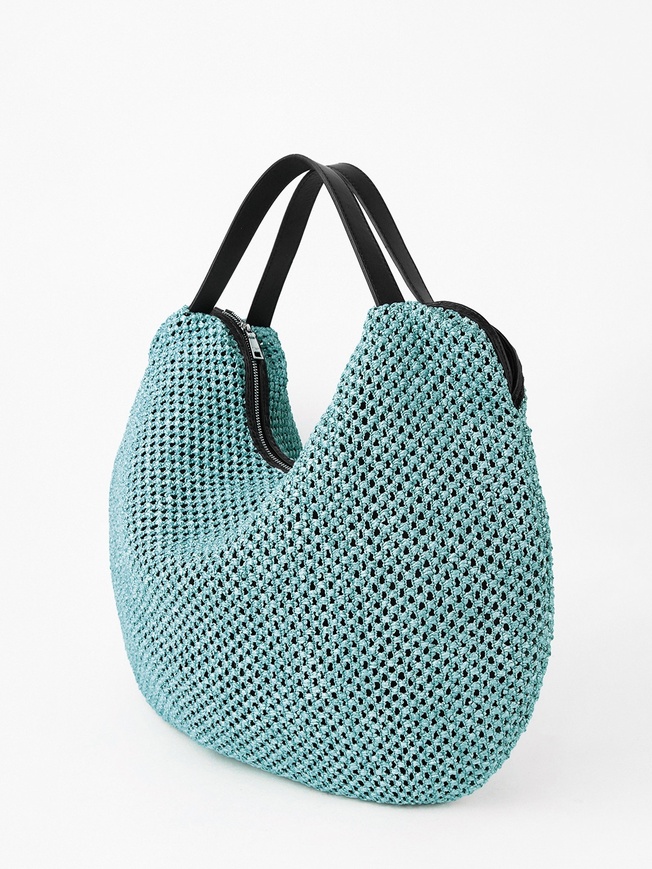 Мягкая сумка-хобо на плечо из натуральной кожи и плетеной рафии